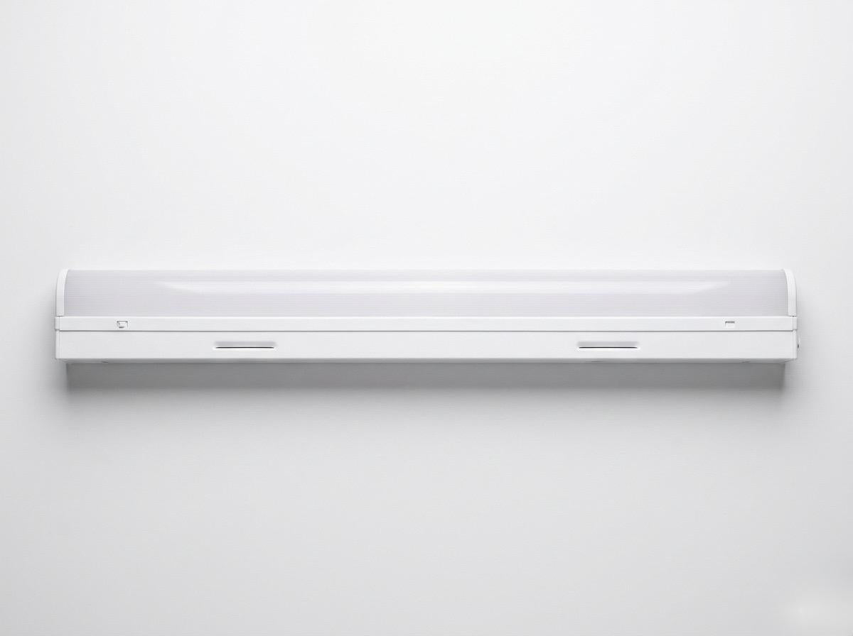 2ft Slim Linear Strip With Emergency Battery Backup 10W For 90 Mins CCT & Wattage Tunable 120-277V